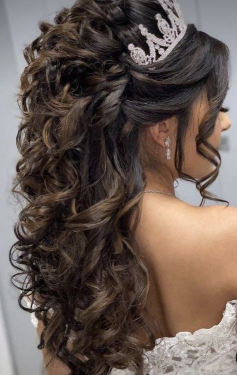 Half Up Half Down Quince Hair, Quinceanera Hairstyles Half Up Half Down, Quince Hairstyles With Crown, Quinceanera Hairstyles, Quince Hairstyles, Half Up Half Down Hairstyles, Wedding Hairstyles Half Up Half Down, Half Up Half Down Hair, Wedding Hairstyles For Long Hair