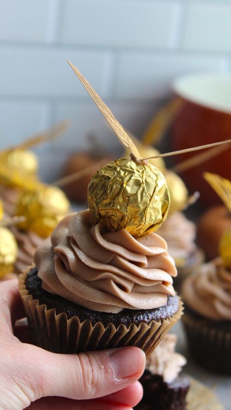 Harry Potter Cupcakes ⚡️These are Chocolate Hazelnut cupcakes and they are TO DIE FOR 🤤 Find the full recipe on my website, link in bio!… | Instagram Hazelnut Cupcakes, Harry Potter Cupcakes, Small Birthday Cakes, Festa Harry Potter, Cupcake Pans, Fun Baking, Chocolate Hazelnut Spread, Harry Potter Cake, Cupcake Pan