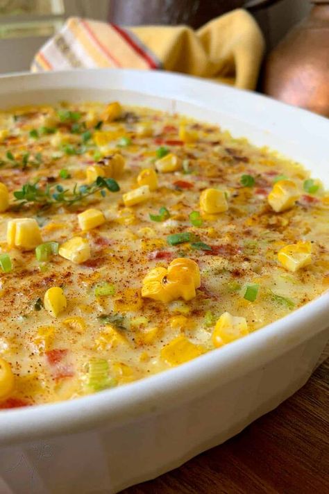 My best Southern Corn Pudding is farm to table fare, accompanying everything from grilled steak to the Thanksgiving dinner turkey! Holiday dinners are not the only meals deserved of a great side dish. Right now, seasonal ingredients like corn and tomatoes keep my summer dinner menu lively and fresh, and with only a few minutes of prep required to garner that perfect side dish!The start of any solid southern corn pudding recipe is a combination of fresh corn, cream-style corn, sour cr… Make Ahead Casserole Recipes, Southern Corn Pudding, Southern Corn, Corn Pudding Casserole, Sweet Corn Pudding, Thanksgiving Casserole Recipes, Grilled Corn Recipes, Easy Holiday Side Dishes, Hummingbird Cake Recipes