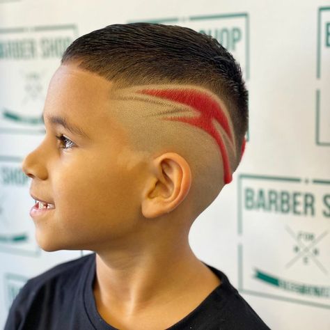 80+ Spectacular Cuts for Kids Cool hair design high fade haircut for boys. #highfade #highfades #boyshaircuts #boyshair #boyshairstyles #boyshaircut #boyshairstyle #haircutsforboys #haircutsboys #haircutforboys. Boys Short Haircuts Kids, Haircut For Boys, Hair Designs For Boys, Boys Fade Haircut, 2022 Hairstyles, Fade Skin, Cool Hair Designs, Boy Haircuts Short, High Fade Haircut