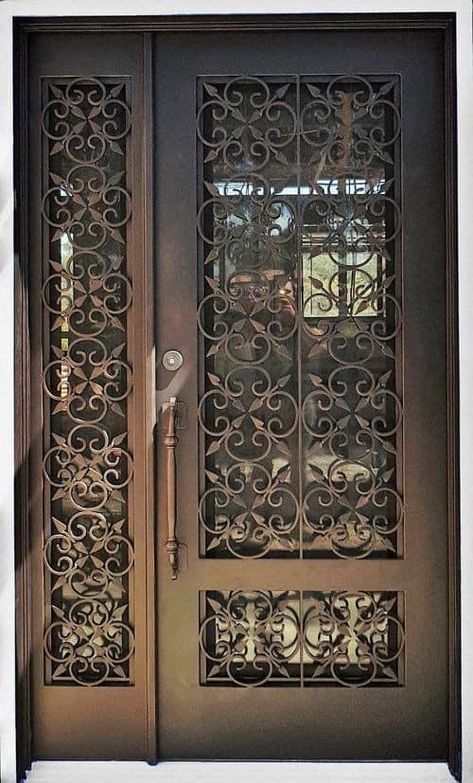 Iron Doors Modern, Modern Window Grill, Wrought Iron Entry Doors, Wrought Iron Front Door, Exterior Door Designs, Castle Doors, Iron Front Door, Iron Entry Doors, Metal Doors Design