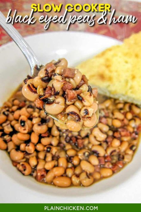 Black Eyed Peas And Ham, Black Eyed Peas Recipe Crock Pot, Slow Cooker Black Eyed Peas, Blackeyed Pea Recipes, Plain Chicken Recipe, Black Eye Peas, Blackeyed Peas, Black Eyed Peas Recipe, Slow Cooker Ham