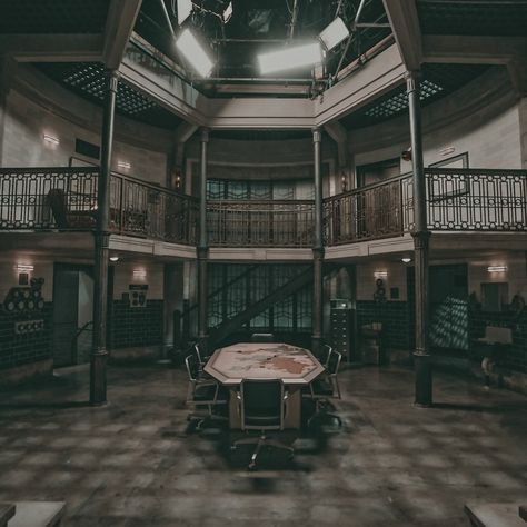 Supernatural Motel Aesthetic, The Bunker Supernatural, Supernatural Academy Aesthetic, Supernatural Bedroom Ideas, Supernatural Show Aesthetic, Supernatural Bunker Floor Plans, Supernatural Bunker Aesthetic, Supernatural Female Hunter Aesthetic, Supernatural Cinematography