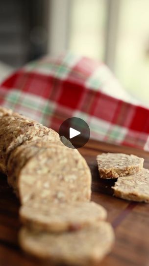 62K views · 962 reactions | This recipe for Nana’s 3-Ingredient Pecan Log only calls for 3 common ingredients and is a super easy, no-bake treat to share for the holidays! Link to the recipe in the comments! #nobakedessert #christmas #christmasdesserts #dessert #pecans | Southern Bite | Southern Bite · Original audio Pecan Log, Candy Truffles, Food Log, Wafer Cookies, Bake Cookies, Vanilla Wafers, No Bake Treats, 3 Ingredient, Banana Pudding