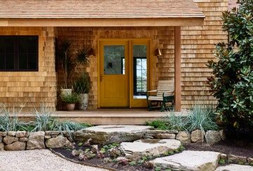 Bungalow Front Porch, Long Front Porch, Robert Mckinley, Front Porch Landscaping, Front Porch Landscape, Bungalow Interior Design, Knotty Pine Walls, Hamptons Cottage, Bungalow Interior