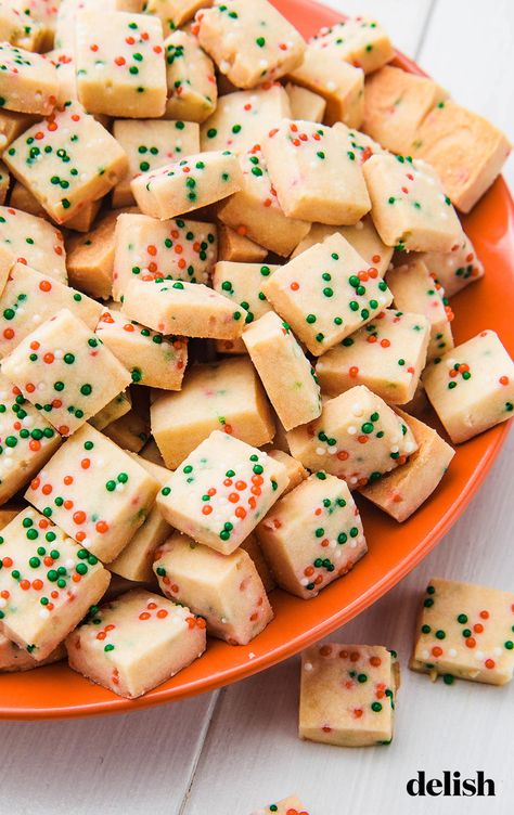 Holiday shortbread bites make the best party contribution. Get the recipe from Delish.com. #shortbread #bites #holiday #cookies #christmas #easy #delish #sprinkles #mini #sweets #desserts Shortbread Bites Recipes, Holiday Cooking Christmas, Shortbread Bites, Cookies Shortbread, Christmas Abbott, Christmas Shortbread, Christmas Cookies Easy, Xmas Cookies, Christmas Cooking