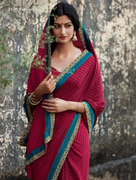 She9 is blog where you can find latest information of women clothing fashion, dresses, brands and Mehndi designs. Sarees Simple, Sarees Casual, Wedding Dress Photography, Muslim Wedding Dresses, Simple Sarees, Indian Photoshoot, Saree Photoshoot, Sarees Collection, Casual Saree