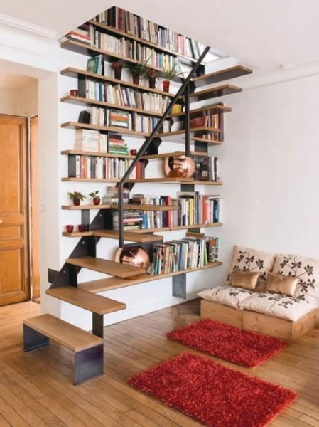 modular shelving and storage ideas in industrial style Lots Of Books, Asma Kat, Diy Staircase, Cool Bookshelves, Escalier Design, Floating Stairs, Staircase Decor, Floating Staircase, Stair Case