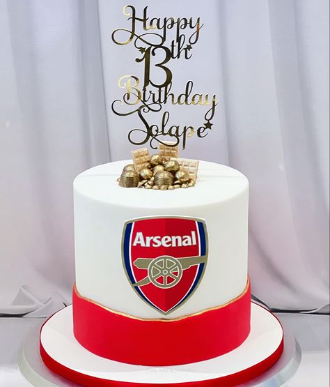 Arsenal Themed Birthday Cake, Arsenal Cake Ideas For Men, Arsenal Birthday Cakes For Men, Arsenal Cake Ideas Birthdays, Football Birthday Cake Boys, Arsenal Football Cake, Arsenal Birthday Cake, Chelsea Football Cake, 80th Birthday Cake For Men