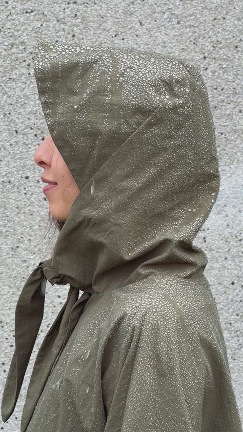 Judy Rain Jacket – A Bronze Age Rain Coat Aesthetic, Rain Jacket Outfit, Raincoat Fashion, Rain Outfit, Clothing Wishlist, Hooded Raincoat, Raincoats For Women, Outdoor Fashion, Rain Coat