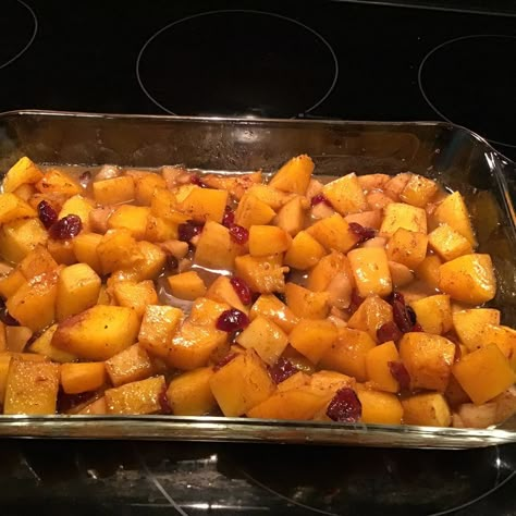 Butternut Squash with Apple and Cranberries Butternut Squash With Apples, Peeling Butternut Squash, Butternut Squash Recipe, Butternut Squash Apple, Jellied Cranberry Sauce, Squash Recipe, Butternut Squash Recipes, Quick And Easy Meals, Food Sides