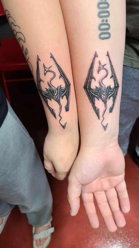 Tattoo ideas matching Tattoos Dnd, Tattoo Ideas Matching, Skyrim Tattoo, Personal Tattoos, Couple Tattoos, Tattoo Idea, Skyrim, Geometric Tattoo, Tattoo Ideas