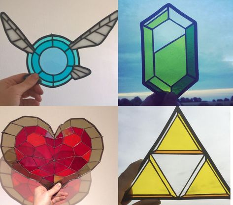 The Legend of Zelda stained glass art Glass Cathedral, Zelda Party, Stained Glass Pieces, Zelda Birthday, L'art Du Vitrail, Nerd Crafts, Sculpture Modern, Modern Metropolis, Stained Glass Diy