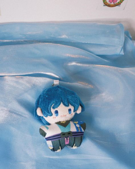 ✨ Genshin Impact Fanmade Scaramouche Keychain✨ This cute 10cm Scaramouche keychain is perfect for any Genshin fan! Soft, plush fabric and tiny limbs make it a fun accessory for your bag, keys, or just as a cute decoration. Each one is carefully stitched for durability and a great feel. Whether for yourself or as a gift, it’s a must-have for any Genshin lover! 💙 www.twinkleforest.com Free shipping over $69 🇨🇦🇺🇸 Available curbside pickup near IKEA,North York #GenshinImpact #Scaramouche #Fan... Scaramouche Keychain, Plush Fabric, You Bag, Soft Plush, Genshin Impact, Fan, Feelings, Free Shipping, Fabric