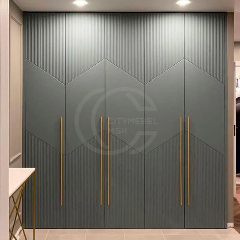 Laminates For Bedroom Furniture, Wordrobe Shutters Design, Bedroom Wordroab Design, 3 Door Wardrobe Design Modern, Wordroab Design Modern Bedroom, Bedroom Laminate Design, Kabat Furniture Design, Wardrobe Shutter Design Modern, Openable Wardrobe Shutter Design