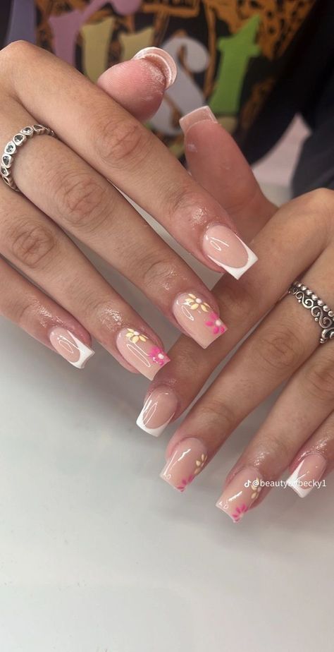 Holiday Acrylic Nails, Unghie Sfumate, Spring Acrylic Nails, Simple Gel Nails, Summery Nails, Girly Acrylic Nails, Basic Nails, French Tip Acrylic Nails, Her Nails