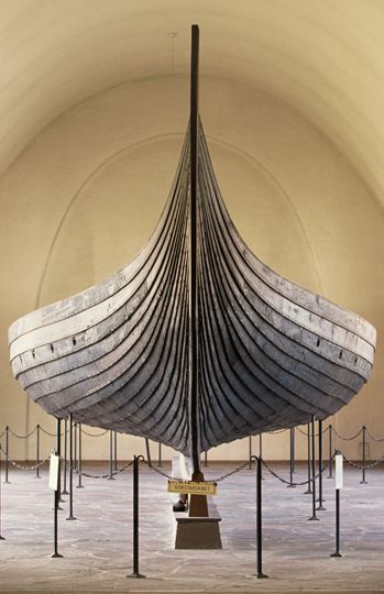 Barco Viking, Viking Ship Museum, Oslo Travel, Ship Illustration, Viking Longship, Norway Viking, Beautiful Norway, Classic Yachts, Scandinavia Travel