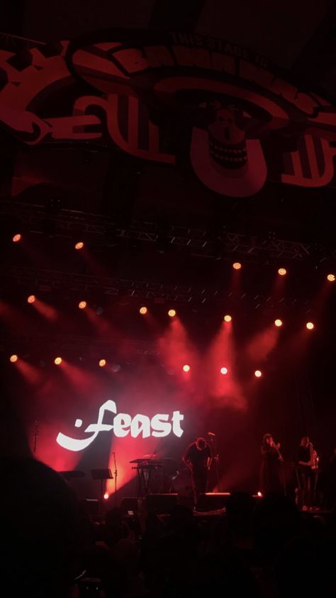 Feast Band Wallpaper, .feast Band, Band Wallpapers, Apa Aja, Minimalist Wallpaper, 2025 Vision, Tumblr Wallpaper, Big Hero, Lock Screen Wallpaper