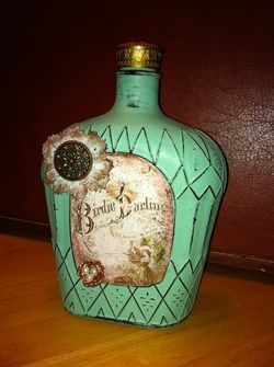 repurposed crown bottle || how to: http://www.junque.biz/1/post/2012/08/vintage-altered-bottles.html Patron Bottle Crafts, Whiskey Bottle Crafts, Crown Royal Bottle, Upcycled Bottles, Crown Bottle, Patron Bottle, Liquor Bottle Crafts, Mermaid Bathroom, Jar Art