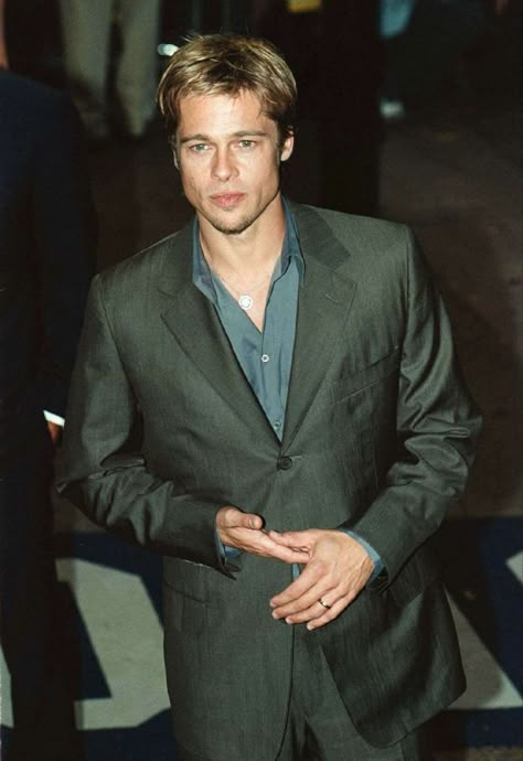 In Tyler We Trust, Brad Pitt Photos, Bradley Pitt, Just Got Married, 90s Actors, Never Let Me Down, Tyler Durden, Western Front, Divine Beauty