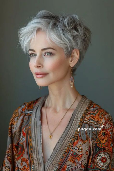 Short Haircut For Gray Hair, Short Dark Grey Hair, Full Face Pixie Haircut, Haircuts For Gray Hair, Grey Pixie Hair, Simple Cute Hairstyles, Mum Hair, Short Grey Haircuts, Grey Hairstyle