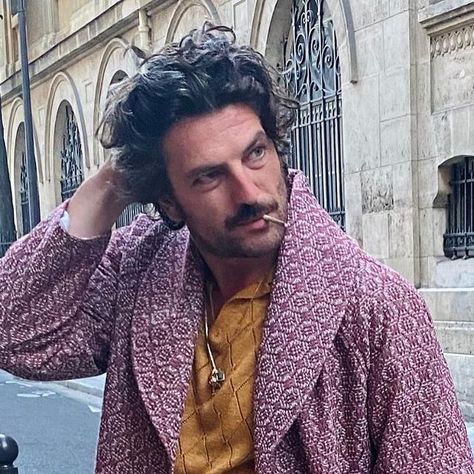 Giuliva Heritage on Instagram: "For all the admirers, the Raimondo coat has finally landed. Happy spring everyone #giulivaheritage #heritage #timeless #modernluxury" Giuliva Heritage, Happy Spring, Haircuts For Men, Modern Luxury, Hair Cuts, Boots, On Instagram, Quick Saves, Instagram