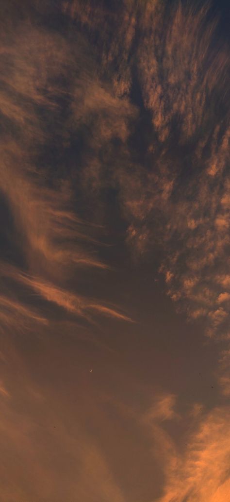 Sky Photoshop, Angel Clouds, Dusk Sky, Iconic Wallpaper, Peace Illustration, Wallpaper Tumblr, Art Gallery Wallpaper, Sunset Wallpaper, Tumblr Photography