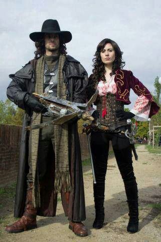 Van Helsing cosplay Van Helsing Anna, Anna Valerious, Cosplay Couple, Couples Cosplay, Couple Cosplay, Lucca Comics, Van Helsing, Hallowen Costume, Epic Cosplay