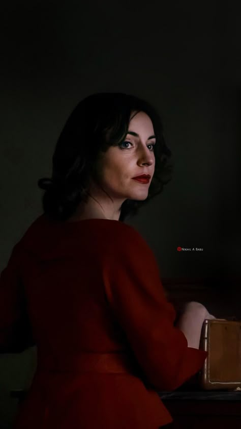 Dark Netflix Season 1 Agnes Nielsen Wallpaper Retouch Edit Antje Traue, Superman Movie, Dark Netflix, Superman Movies, My Kind Of Woman, Educational Websites, Man Of Steel, Netflix Series, I Watch