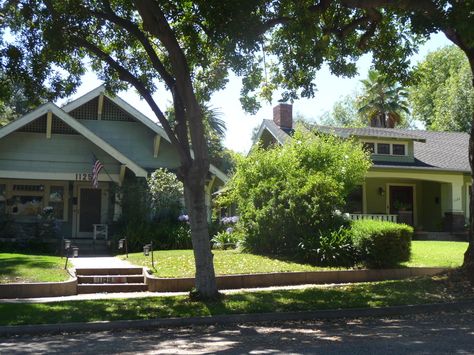 South Pasadena, CA  - Typical southern Calaifornia homes. South Pasadena California, Pasadena California Aesthetic, Pasadena California Homes, Pasadena Aesthetic, Suburb House, Midwestern Summer, Neighborhood Aesthetic, Suburban Aesthetic, South Pasadena