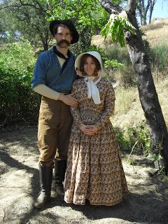 Dressing the 1840s: Angels Camp Gold Rush Days 2012 Gold Rush Outfit, Pioneer Dress, California Gold Rush, Rush Outfits, 1880s Fashion, Old Fashion Dresses, Female Photographers, Living History, Gold Rush