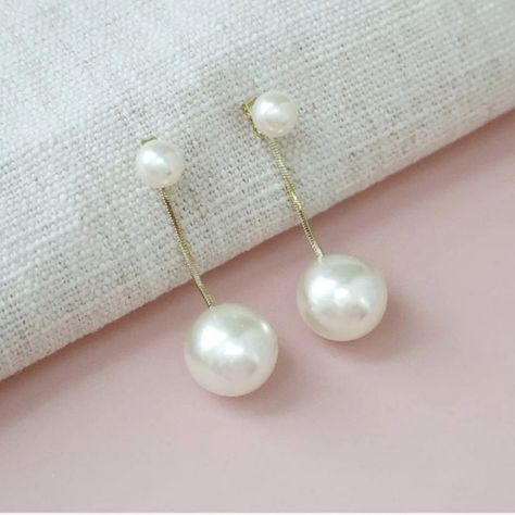 Offers Welcome These Anthropologie Pearl Front Back Drop Earrings Are Made Of A White Stud Pearl In The Front And A Larger White Glass Pearl Hanging From The Back Of The Ear Nut Closure. Earrings Close With Gold Ear Nut Closures. Cherry Drop Earrings, M Jewelers, Anthropologie Earrings, Anthropologie Jewelry Earrings, Triple Hoop Earrings, Dream Wedding Decorations, Contemporary Vintage, Zara Jewelry, White Studs