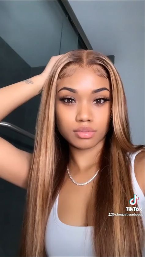 Honey Brown Hair With Blonde Highlights, Warm Tone Hair Color Ideas, Black Women Colored Hair, Dyed Natural Hair, Honey Blonde Hair, Frontal Hairstyles, Pretty Hair Color, Follow My Page, Dope Hairstyles