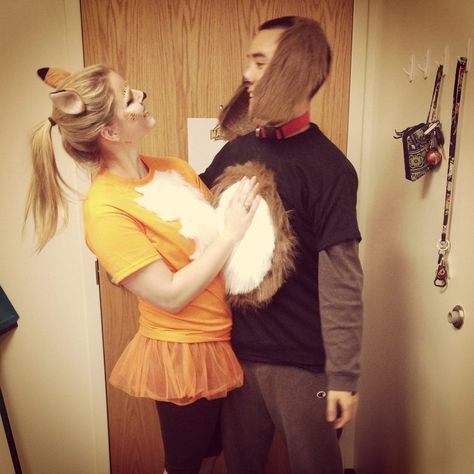 The Fox and The Hound. Todd and Copper best friends forever. Copper And Todd Halloween Costumes, Todd And Copper Costume, Fox And Hound Costume, Fox And The Hound Costume, Todd And Copper, Bar Crawl Outfit, College Costumes, Mario Costume, Couple Cosplay