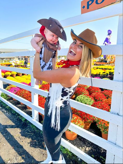 Mom and baby in cowboy and cowgirl Halloween costumes. Country Family Halloween Costumes, Family Cowboy Halloween Costumes, Family Rodeo Costumes, Rodeo Halloween Costume Family, Mommy Baby Halloween Costumes Boys, Auntie And Niece Halloween Costumes, Aunt And Nephew Halloween Costumes, Western Family Halloween Costumes, Halloween Costume For Mom And Son