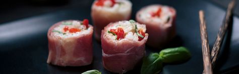 Italian Sushi, Sushi Wrap, Kinds Of Sushi, Sushi Recipe, Homemade Sushi, French Fried Onions, Party Dips, Pub Food, Party Appetizers