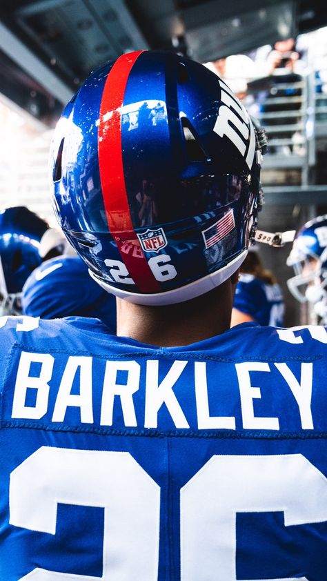 Giants Wallpaper, Ny Giants Football, Saquon Barkley, Nfl Football Pictures, Nfl Football Art, New York Giants Football, New York Football, Nfl Football Players, Football Players Images