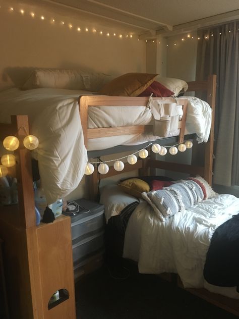 Can get BedLoft to loft as L shape Bottom Bunk Ideas, L Shaped Beds, Student Pictures, Lofted Dorm Beds, Dorm Layout, Dorm Room Layouts, Bed Loft, Student Bedroom, Dorm Stuff