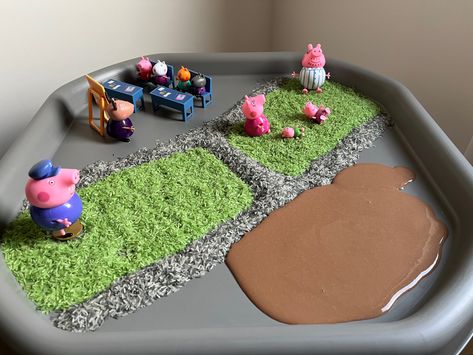 Peppa Pig Tuff Tray Ideas, Peppa Pig Tuff Tray, Peppa Pig Muddy Puddles, Purple Penguin, Muddy Puddle, Tuff Tray Ideas Toddlers, Pepper Pig, Diy Toddler Toys, World Book Day Ideas