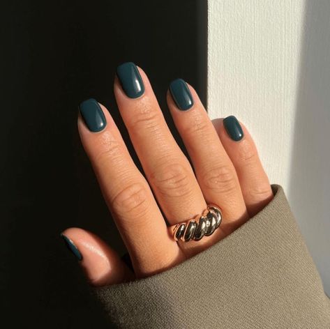 50+ Fall Short Nail Designs You Need To Try; teal nails! This includes fall nails short, fall nails short gel, fall nails short acrylic, fall nails short simple, fall nails short 2023, fall nails short design, short nails fall colors, short nails fall trends, short nails fall trends 2023 & more! This also includes short nails fall ideas, short nail fall inspiration, short nails fall manicure, short nails, fall nails, fall nails short square & more! #shortnailsfall #fallnails #shortnails Neat Short Nails, Teal Autumn Nails, Dark Teal Nails, Fall Short Nail Designs, Short Nails Fall, Pink Brunette, Cute Manicure, Hoco Nails, Barbie Nails