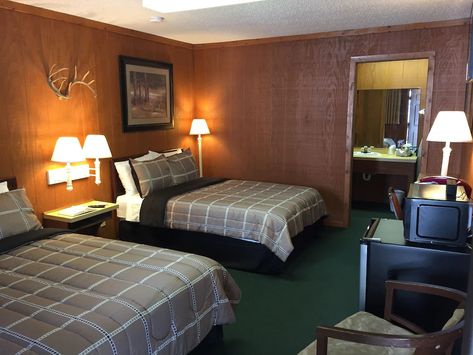 Motel Room Design, Crossing Lines, Motel Room, Southern Gothic, Hotel Motel, Vintage Stuff, Hotel Room, Haunted House, Hotels Room