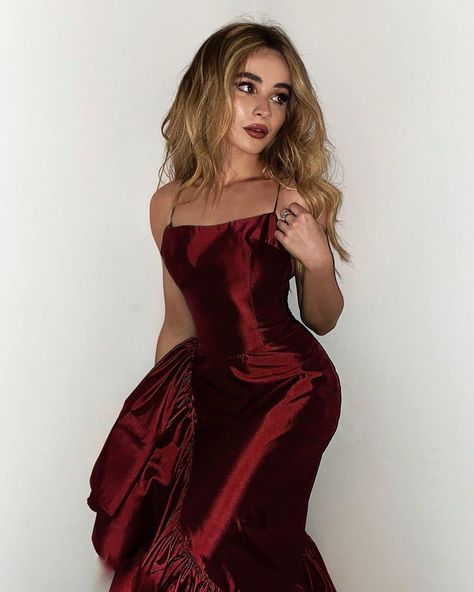 Sabrina Carpenter Red, Fast Furious, Sabrina Carpenter, The Story, Books, Red