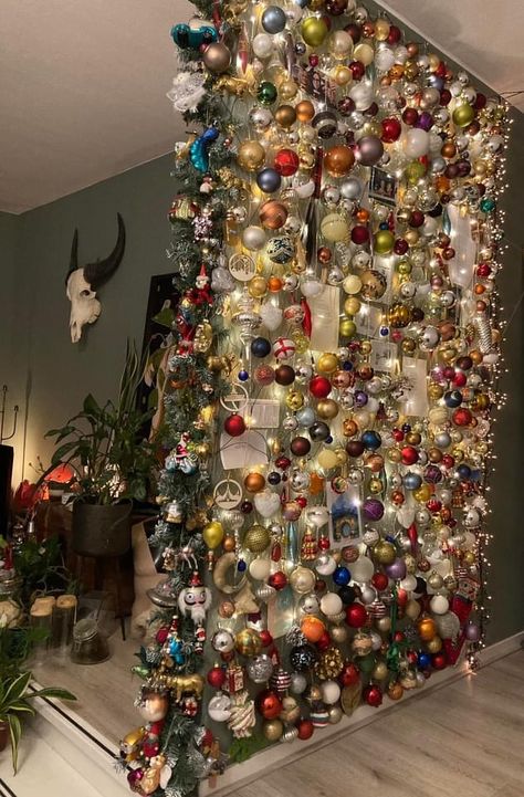 Maximalist Christmas, Unusual Christmas Decorations, Christmas Posts, Ornament Wall, Maximalist Design, Christmas Surprise, December 1st, 50 Christmas, Christmas Post