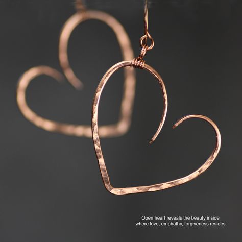 Copper Wire Crafts, Heart Hoop Earrings, Wire Work Jewelry, Handmade Wire Jewelry, Work Jewelry, Large Hoop Earrings, Open Heart, Wire Earrings, Copper Earrings