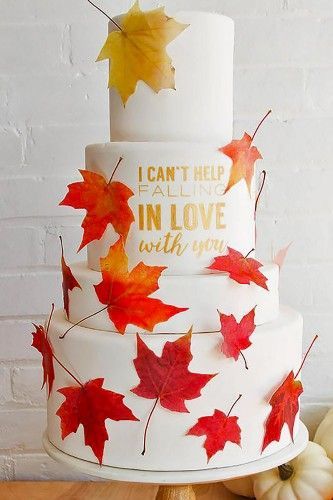 white wedding cake with maple leaf accents Maple Leaf Cake, Maple Leaf Wedding, Leaf Wedding Cake, Autumn Wedding Cakes, Wow Wedding, Fruit Wedding Cake, Leaf Cake, Wedding Cake Fresh Flowers, Cake Rack