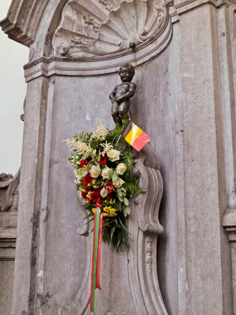 Manneken Pis Belgium Food, Brussels Travel, Manneken Pis, Belgium Travel, Cost Of Living, My Thoughts, The Question, Brussels, Belgium