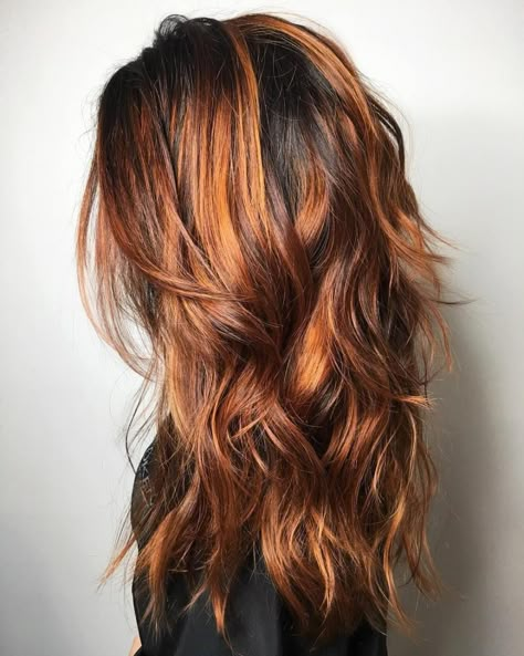 Long Layered Hairstyle with Copper Balayage Wavy Long Haircut Layered Hairstyles, Fall Haircolor Brunette, Shaggy Long Hair Choppy Layers With Bangs, Long Hair Shaggy Layers, Long Shag Haircut Choppy Layers, Long Hair 2023, Long Shag Hairstyles, Modern Shag Haircut, Modern Shag