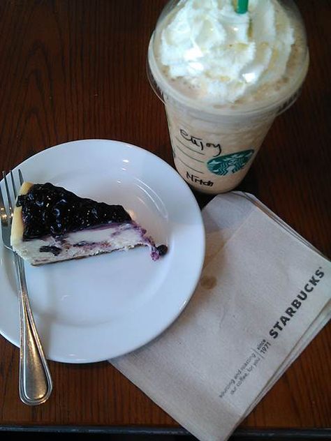 starbucks espresso mint frappuccino and blueberry cheesecake Starbucks Espresso, Road Trip Food, Blueberry Cheesecake, Soul Food, Espresso, Cheesecake, Road Trip, Mint, Cheese