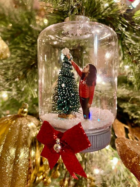 Dollar Tree Snow Globe Jar Ornament (Photo) - Crafty Morning Snow Globe Ornament, Snow Globe Crafts, Globe Crafts, Christmas Globes, Kids Christmas Crafts, Diy Snow Globe, Photo Christmas Ornaments, Christmas Gifts For Parents, Classroom Christmas