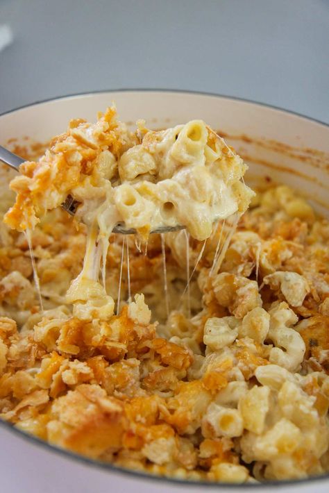 Spicy Baked Mac And Cheese, Spicy Macaroni Recipe, Spicy Mac And Cheese Recipe, Spicy Corn Dip, Spicy Mac And Cheese, Pub Night, Rotel Recipes, Best Macaroni And Cheese, Ritz Cracker